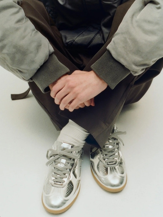 ALOHAS Shoes - ALOHAS Metallic Silver Low-Top Sneakers